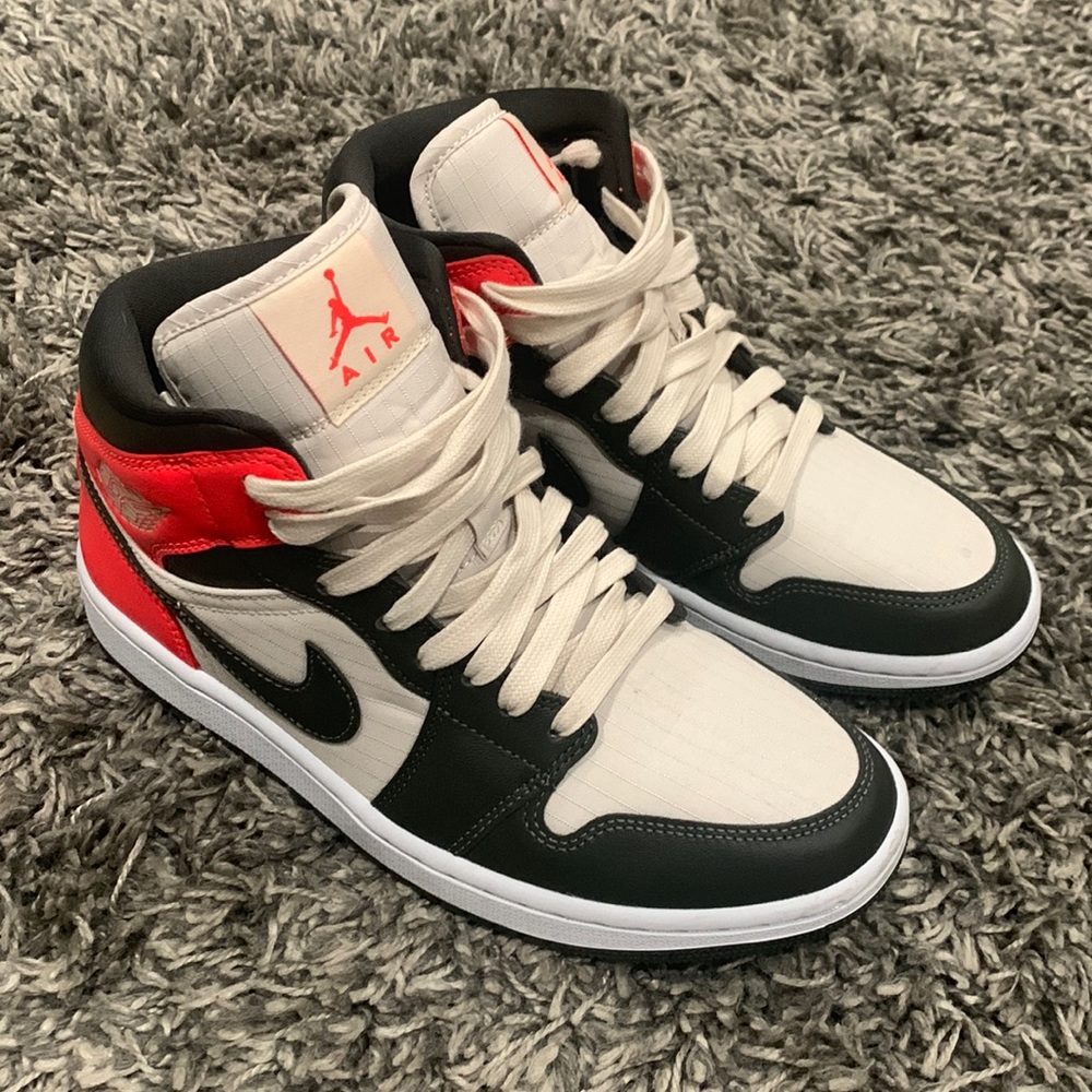 Rare Woman’s Hightop Air Jordans